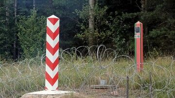 Sondaż. Niemal połowa Polaków przeciwna przyjmowaniu uchodźców z krajów objętych konfliktami