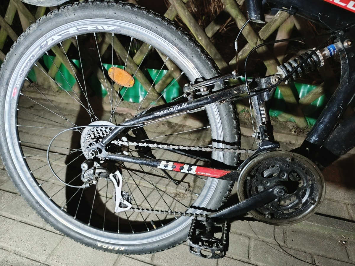 f2f6076e-dcc5-419b-88d1-149cd5a75c3f