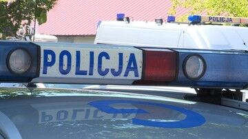 Pijana 13-latka znaleziona w krzakach. Trafiła do szpitala