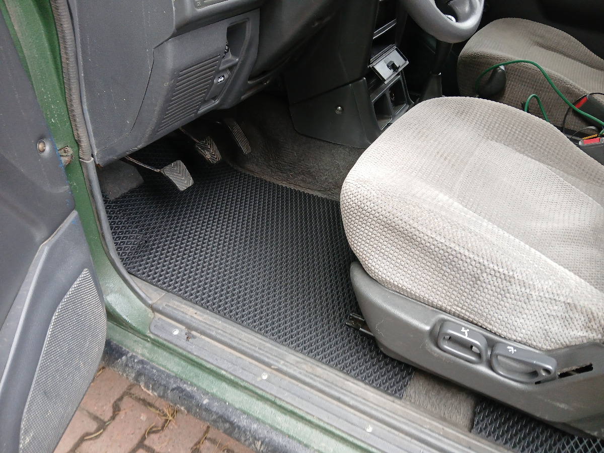 cf65a895-8940-4b09-9a93-e5a09c06a8df