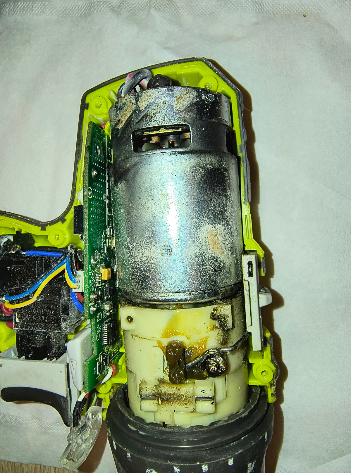 3d934ce7-1e47-4dd6-837b-144b6e49c209