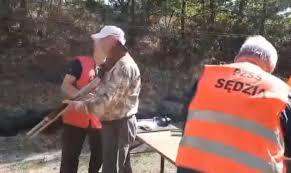 cec0bac9-59c8-4f4f-bdf7-f96de3593ae7