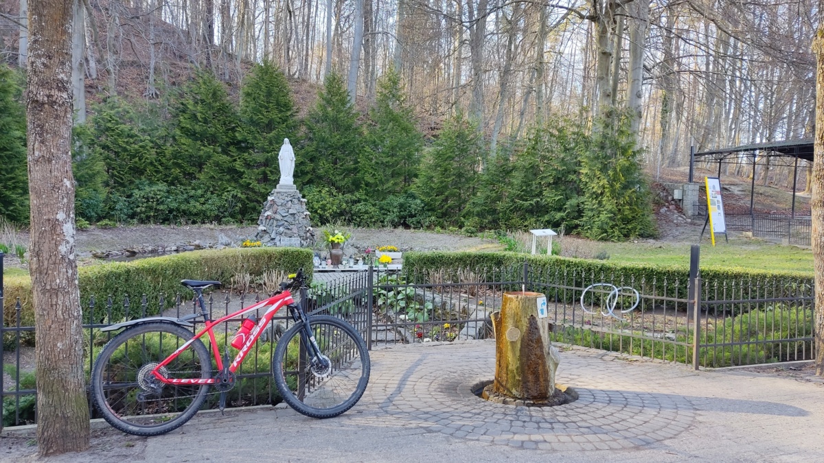 2a11664a-d1f2-4185-bab8-18b045e9c8ab