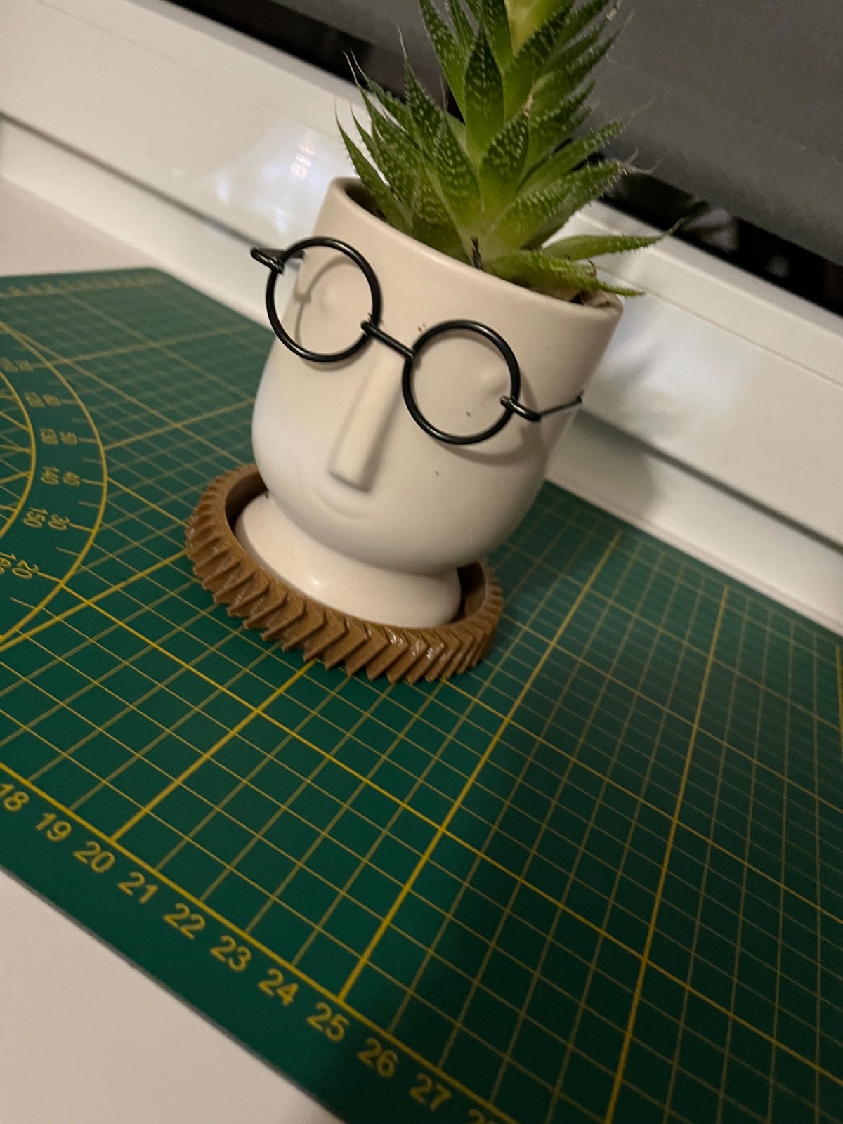 e8562073-9198-4e11-a81b-b5a1b0a4088e