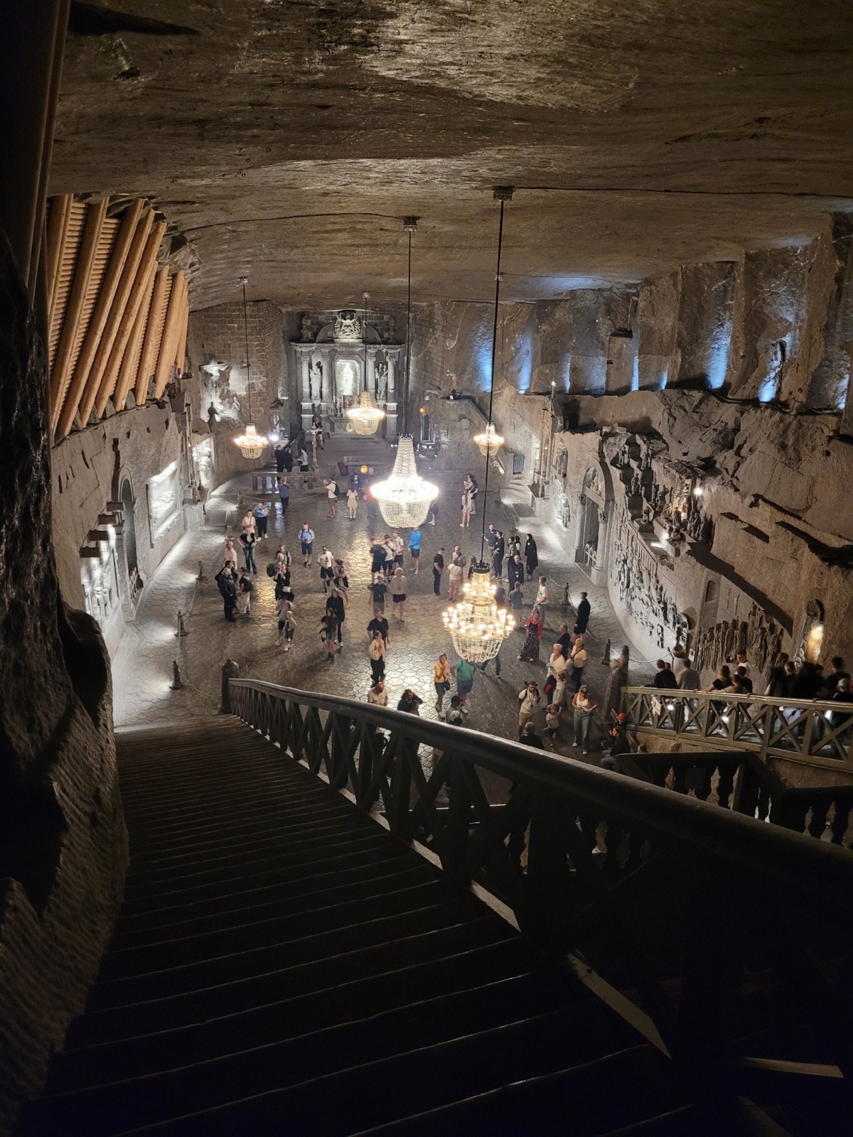 b32d5487-f74b-408d-a383-637c9de66672