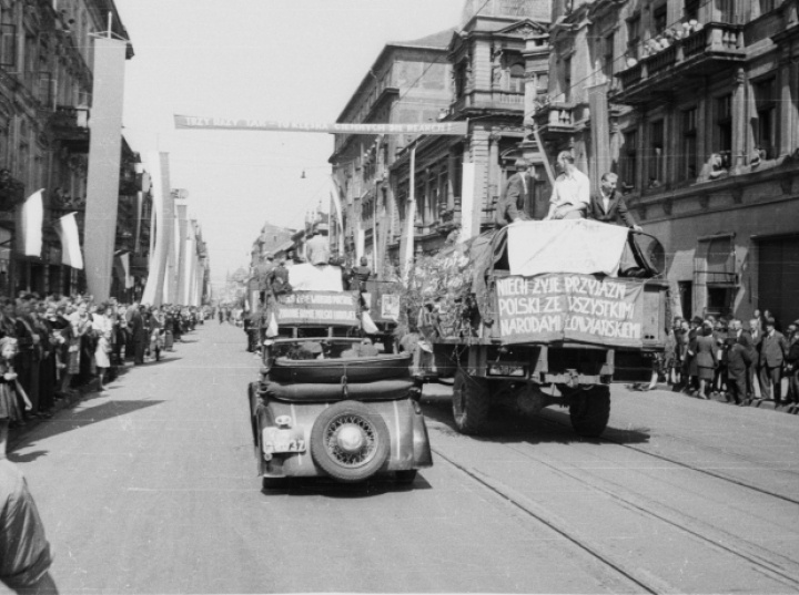 Bierut chciał przenieść stolicę do Łodzi. O wyborze Warszawy zdecydował Stalin