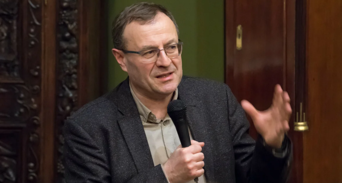 2e2eb2b9-a4fc-47e9-9071-6f6209680529