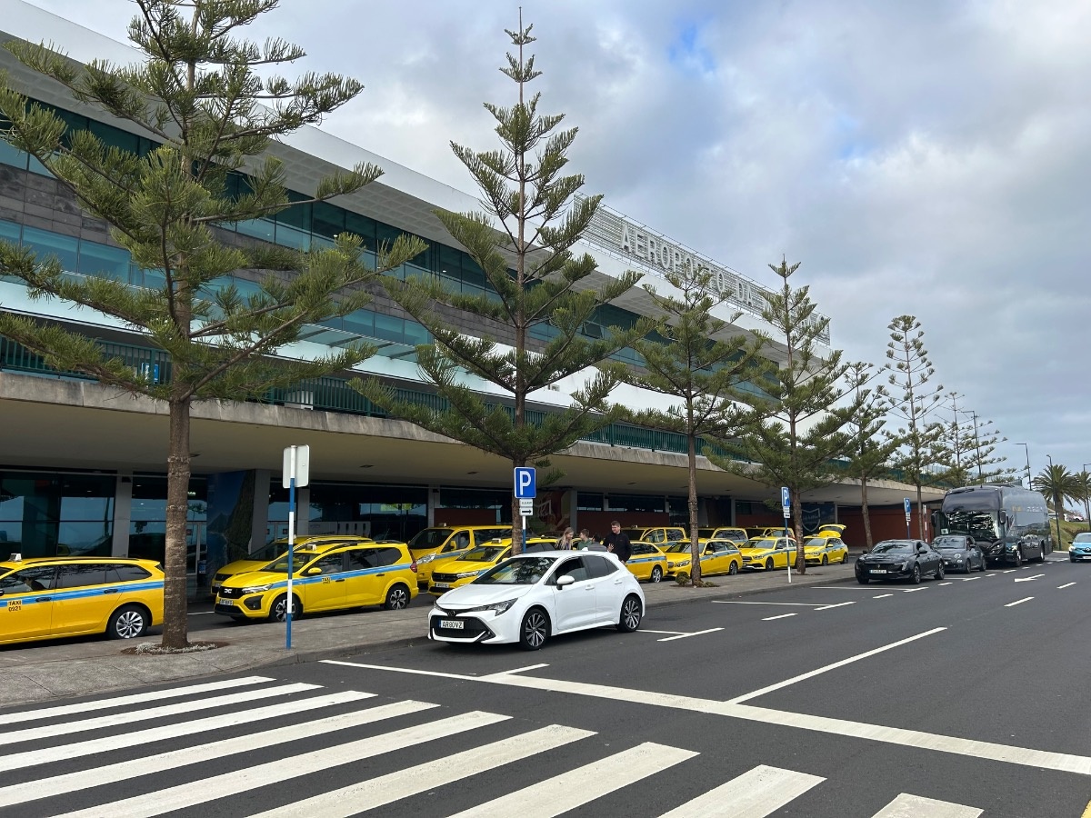 6488dec9-49f1-4dcc-89a8-6a49eaafc238