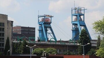 Śląskie. Wstrząs w kopalni Mysłowice-Wesoła. Ratownicy wydobyli trzech górników. Trafili do szpitala