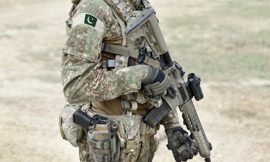 Pakistan umieścił w Arabii Saudyjskiej 8 tys. żołnierzy oraz eskadrę samolotów na mocy ubiegłorocznego paktu o wzajemnej obronie
