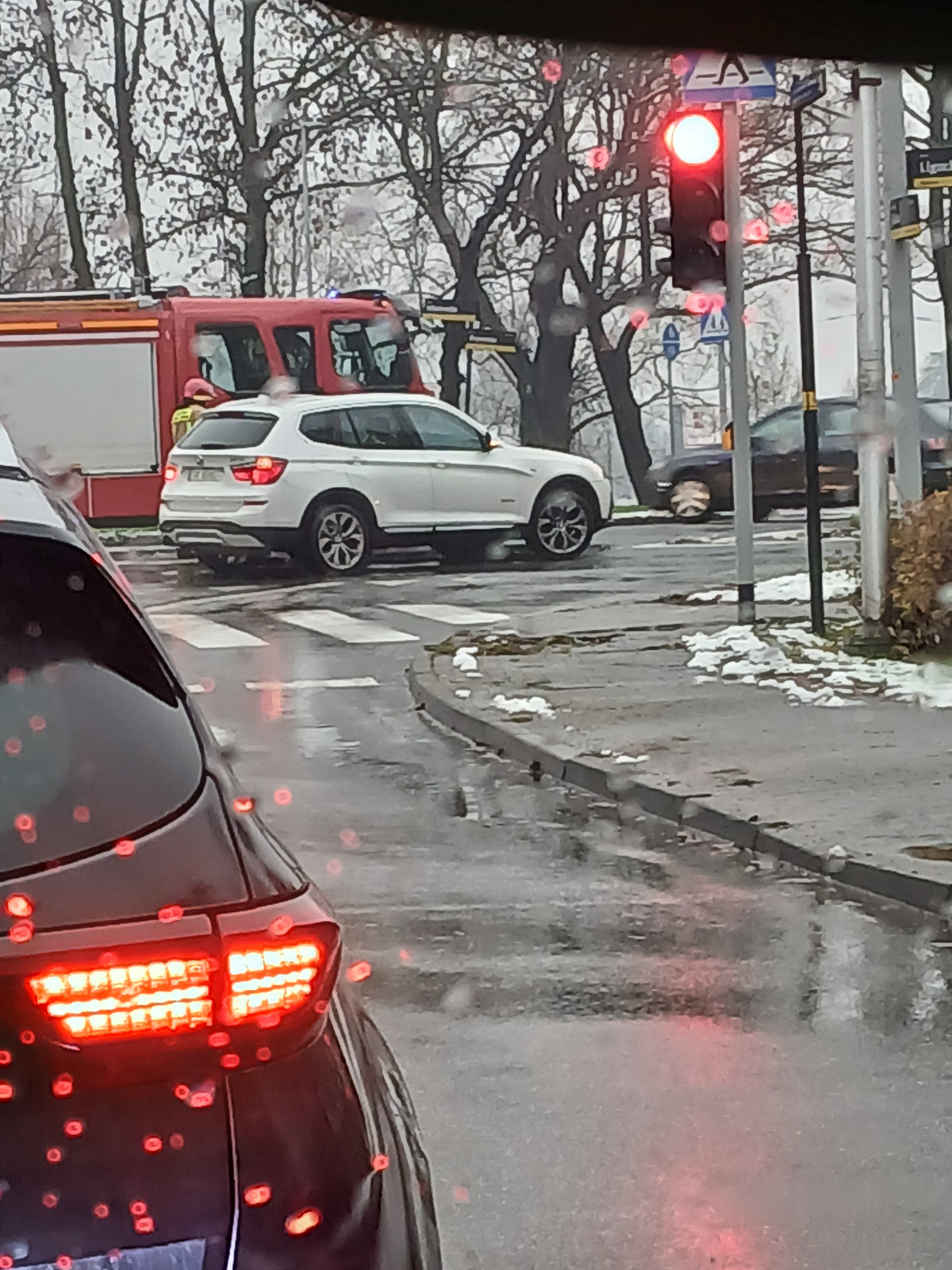 41f6903d-a159-406e-85ed-8b9be7006818