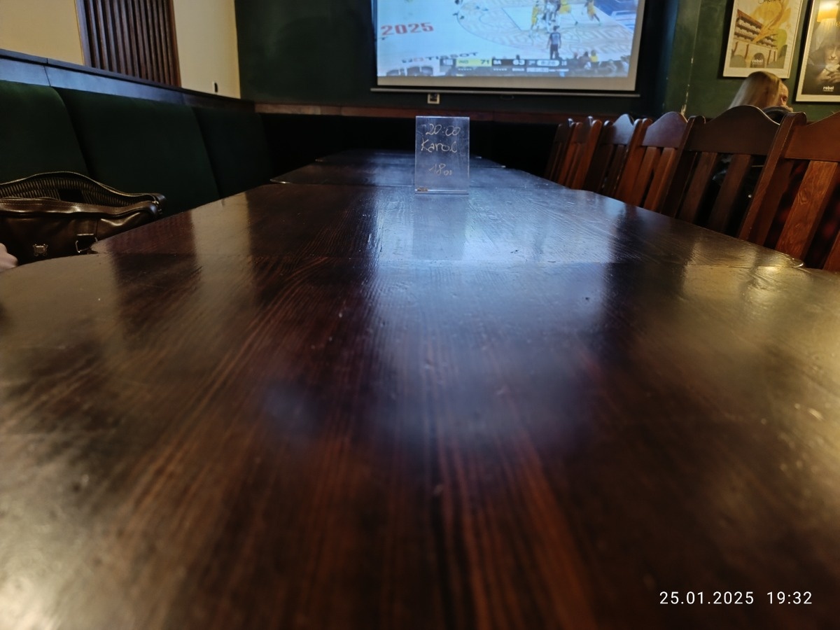 aec302f3-b5d7-424c-976f-61d95ac65105