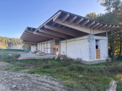 W GIETRZWAŁDZIE BUDOWANY JEST WIELKI OŁTARZ POLOWY - Ostróda News