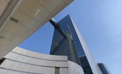 Terroryści chcieli wysadzić budynki NATO! Aresztowani