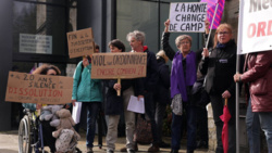 Bezprecedensowy proces w sprawie pedofilii we Francji. Oskarżonym jest były lekarz