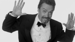 Tim Curry nie żyje. Gwiazdor "The Rocky Horror Picture Show" miał 80 lat