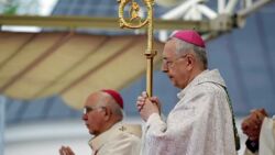 Oficjalny głos Kościoła ws. szczepień. "To owoc daru udzielonego człowiekowi przez Boga"