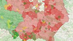 Samorządy, które przyjęły Kartę Praw Rodzin, domagają się po 20 tys. zł od aktywistów Atlasu Nienawiści