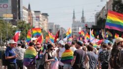 "Panie Ministrze, nie jesteśmy zboczeniem ani dewiacją". Organizatorzy Parady Równości reagują na słowa Czarnka