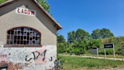 72b3941b-1bca-4c46-b750-048b13997373