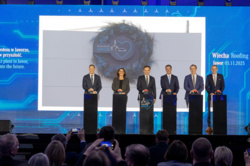 Budowa nowej fabryki Mercedesa w Polsce nabiera tempa. Ważny etap prac zakończony