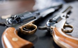 Broń czarnoprochowa już nie dla każdego. Rząd chce ograniczyć do niej dostęp