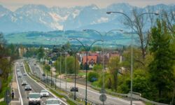 Drogi długi weekend. Fala rezerwacji noclegów na ostatnią chwilę