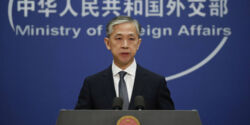 MSZ Chin apeluje o "wstrzymanie dezinformacji" ws. konfliktu Rosji z Ukrainą