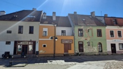 d7132ecb-90ce-49b9-8831-c3e555efade1