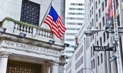 S&P500 odrobił większość strat po słabym początku sesji