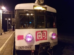 f6a3caf0-d61a-4f7b-b1d3-36d24482d66b