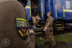 f4783e80-a910-44ec-b1fd-747ea3a323fd