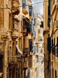 f9b7fe66-42bd-44b1-9dd9-1915f79a8906