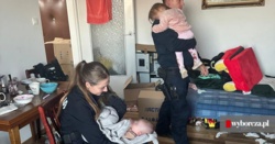 Policjanci z dziećmi na rękach. Zostali bez pomocy, placówki odmówiły