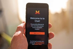 ASML wykupił udziały we francuskim Mistralu o wartości 1,3 miliarda euro