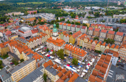 7e2a78b8-6052-4e90-9408-0b0fac547dd9