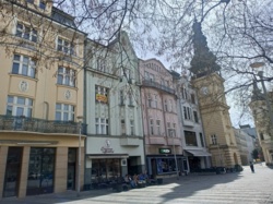 3ed83351-9fa7-4700-bc02-aaca3ff9a704