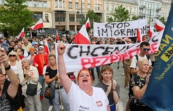 Socjolożka: granie przez polityków na lęku sprawia, że debata publiczna skręca w ksenofobiczną stronę