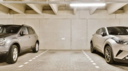 Sprzedaż tej marki aut spadła o 97,5%! Jeszcze niedawno była rozchwytywana