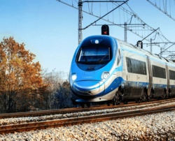 Liczba pasażerów na polskiej kolei przekroczyła 400 milionów! Czekaliśmy na to ĆWIERĆ WIEKU!