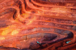 Chiny stworzyły potwora, który próbuje wywrócić warty 130 mld dol. rynek cennego surowca