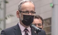 Niedzielski: W marcu decyzja o zniesieniu obostrzeń dotyczących limitów