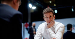MŚ w szachach szybkich: Duda, Carlsen i Dżobawa na prowadzeniu