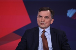 Ziobro uderza w lidera węgierskiej opozycji. Mocne słowa o narkotykach i imprezach