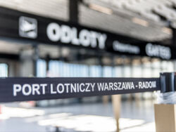 Mieszkaniec Radomia zrujnował sobie wakacyjne plany. Wystarczyło jedno słowo