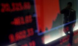 Fatalna końcówka sesji dla WIG20. Bilans tygodnia dla mniejszych spółek