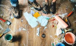 Uszkodzone sprzęty w wynajmowanym mieszkaniu – kiedy naprawia je lokator, a kiedy właściciel?