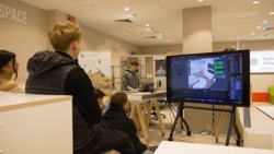 AI, VR, nauka przyszłości dla osób w każdym wieku – ponad 600 kursów na bezpłatnym kampusie cyfrowym