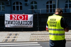 Jak Ruch Obrony Granic sam sieje panikę. Historia "napadu muzułmanów" na Żabkę w Gubinie