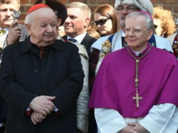 Kulisy walki o najbogatszą parafię w Polsce. "Porachunki jak w gangsterskiej rodzinie"